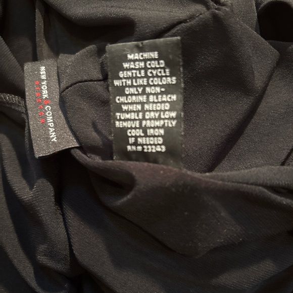 New York & Company Blouse Pullover V-Neck 3/4 Sleeve Black Women’s Sz M NWOT - Picture 5 of 5